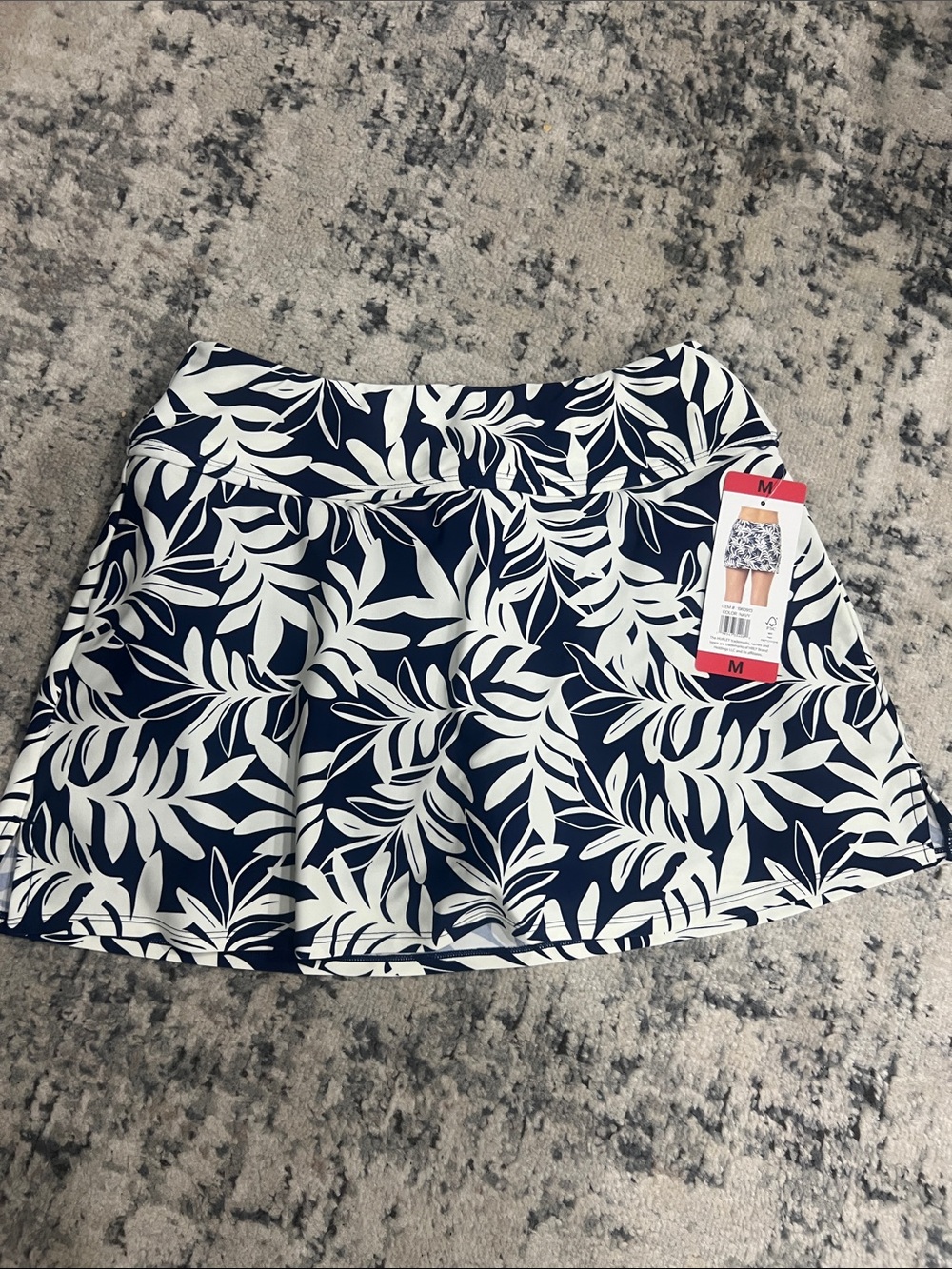 Hurley Navy and White Leaf-Print Skater Skirt